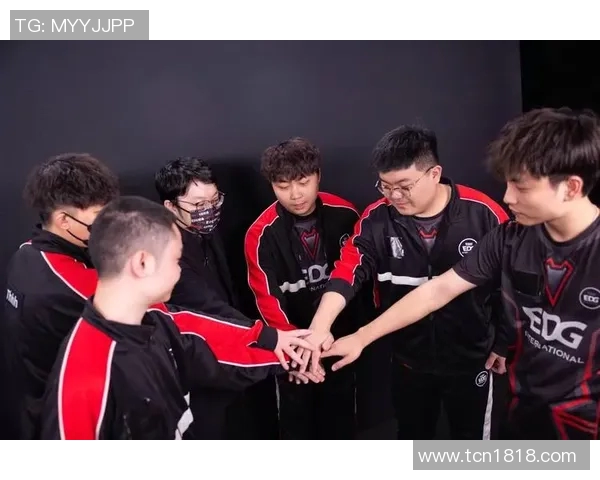 EDG战队荣耀之路：从默默无闻到世界冠军的蜕变与突破